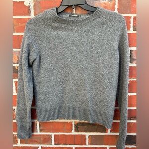 Trumaker Crawford Large Gray Crewneck 95% Lambswool 5% Cashmere Sweater G8